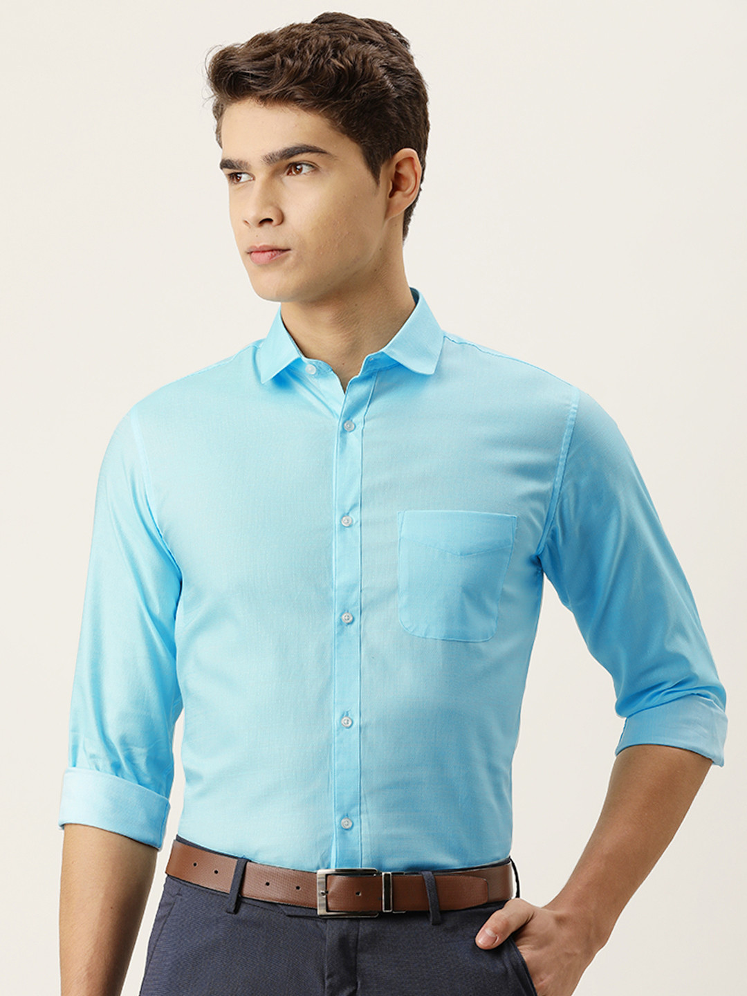 

Peter England Men Blue Solid Slim Fit Formal Shirt