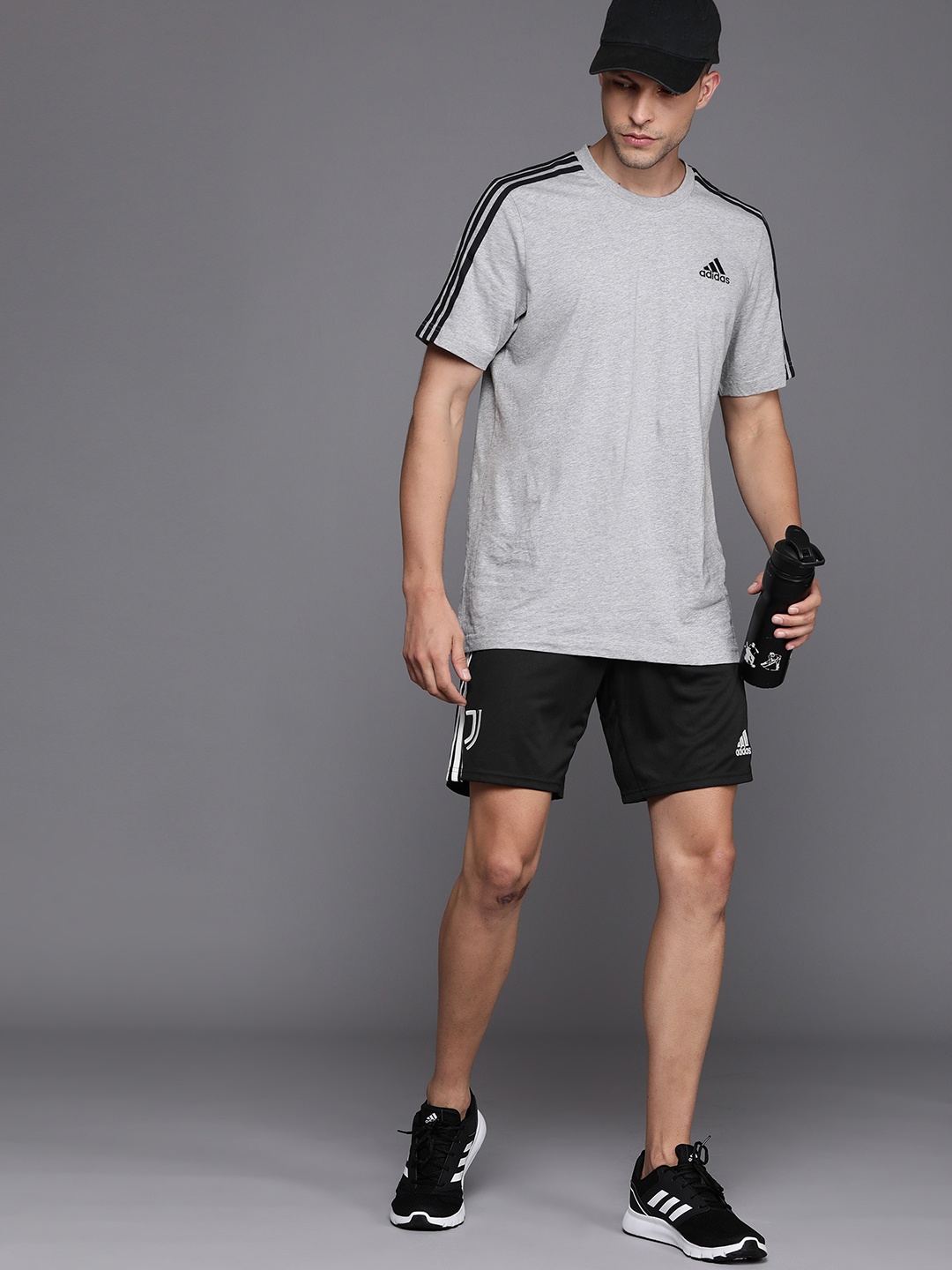 

ADIDAS Men Black Striped JUVENTUS 22/23 Sports Shorts