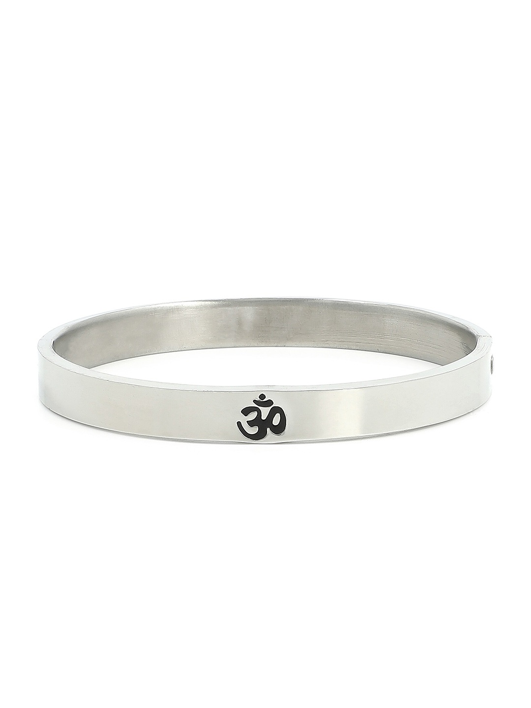 

EL REGALO Men Silver-Toned & Black Kada Bracelet