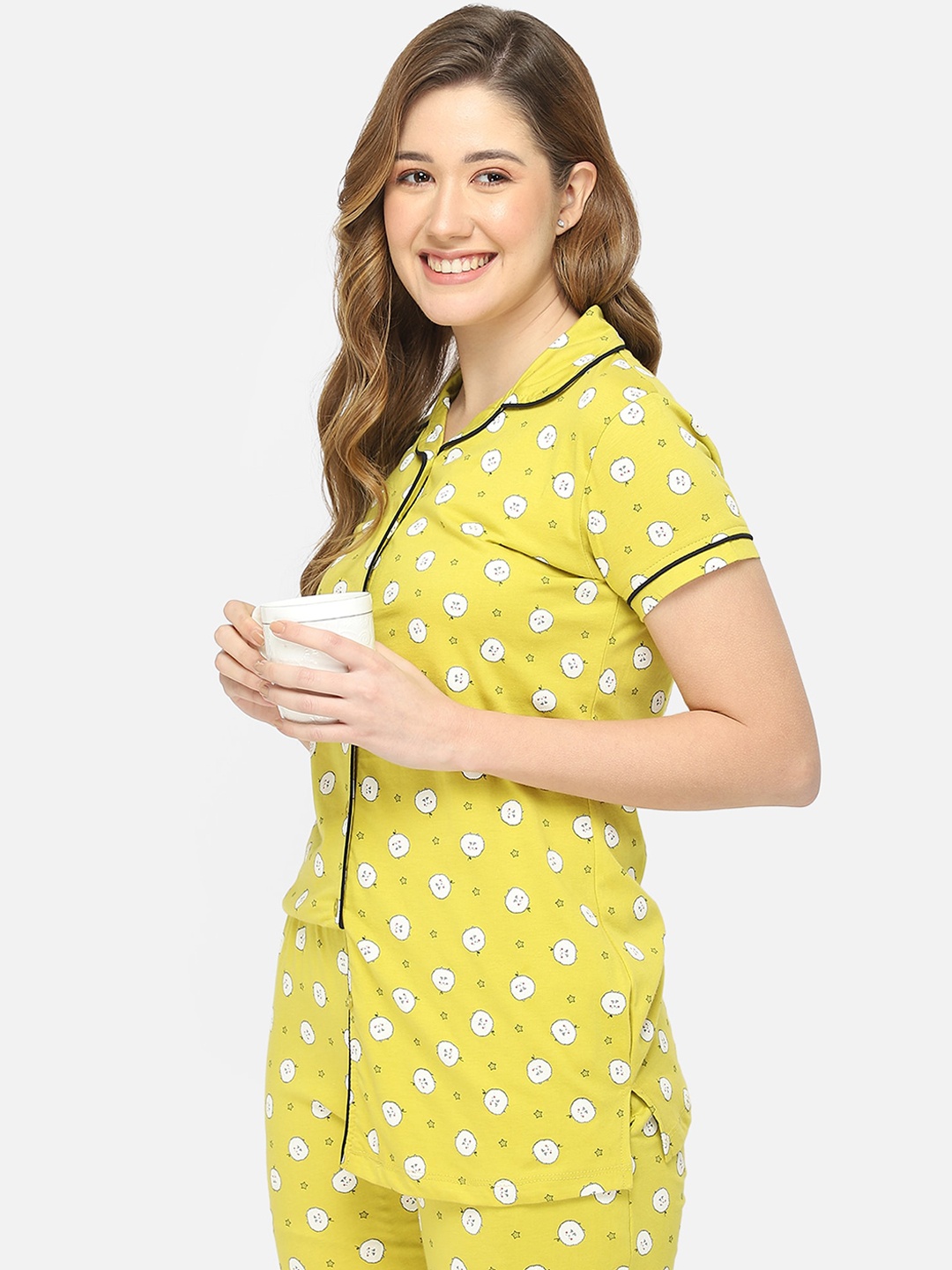 

Bell Paper Women Yellow Printed Pure Cotton Night suit