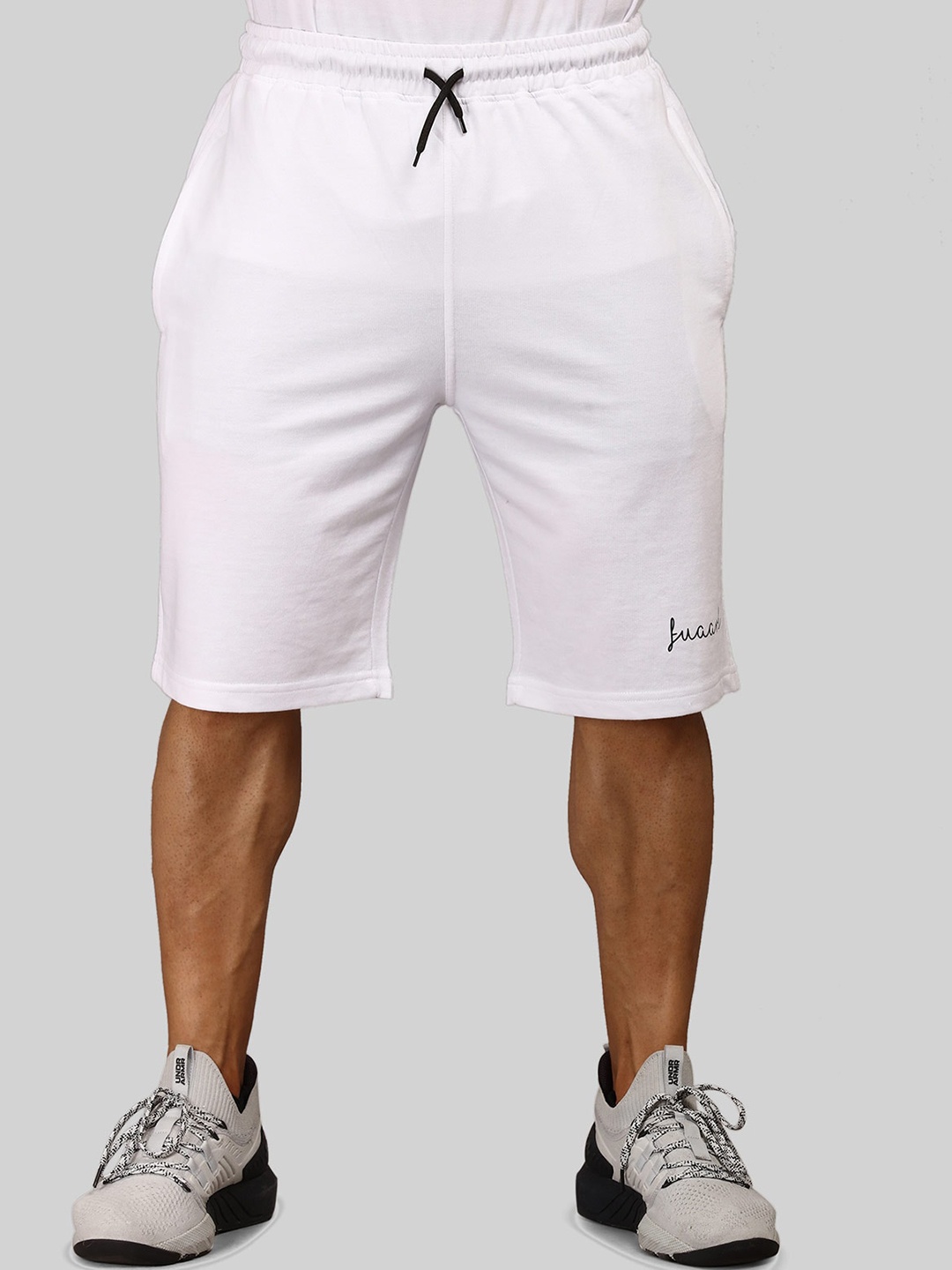 

FUAARK Men White Loose Fit Training or Gym Sports Shorts with Antimicrobial Technology