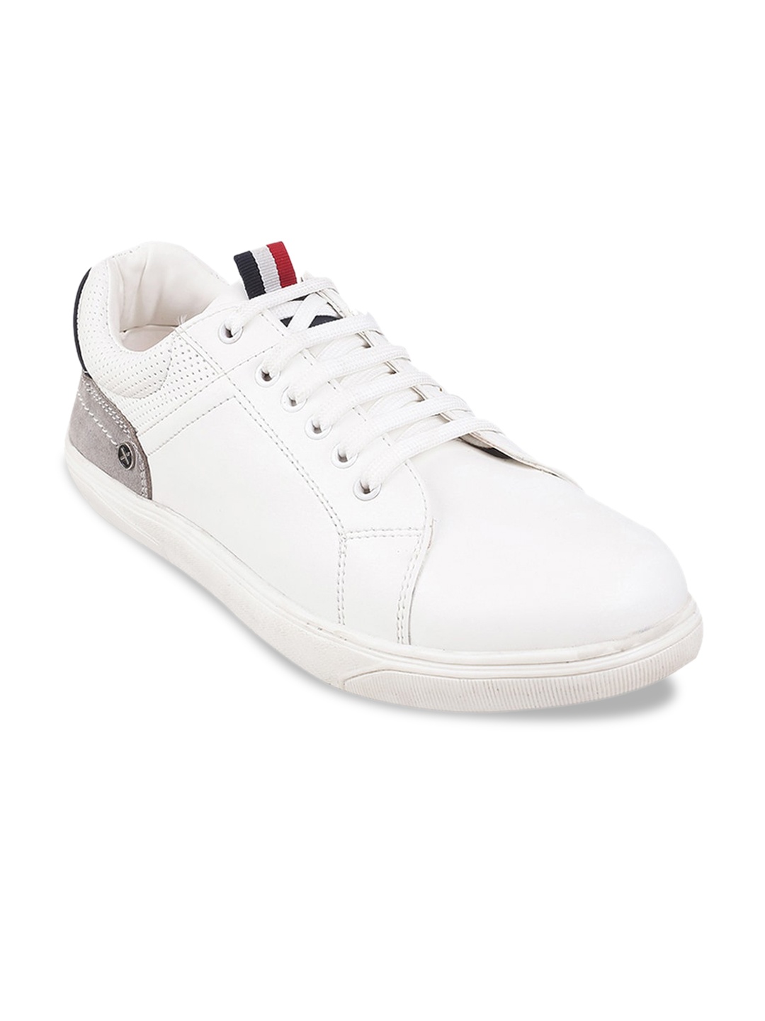 

Metro Men White Sneakers