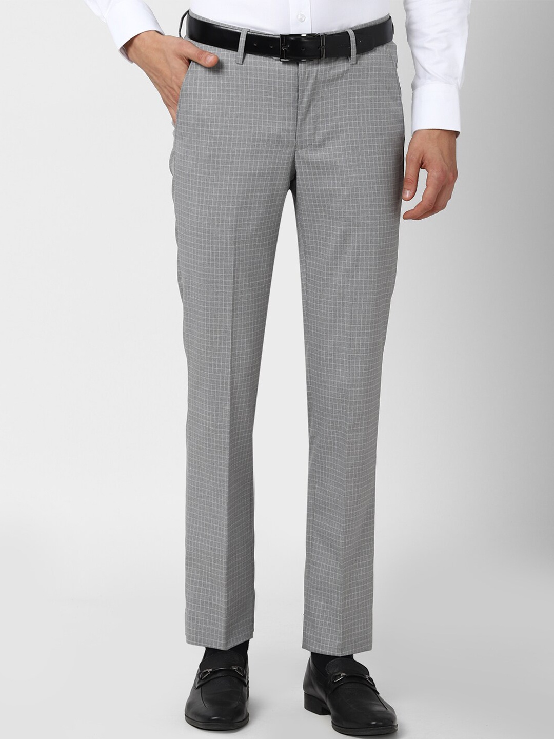 

Peter England Men Grey Checked Slim Fit Formal Trousers