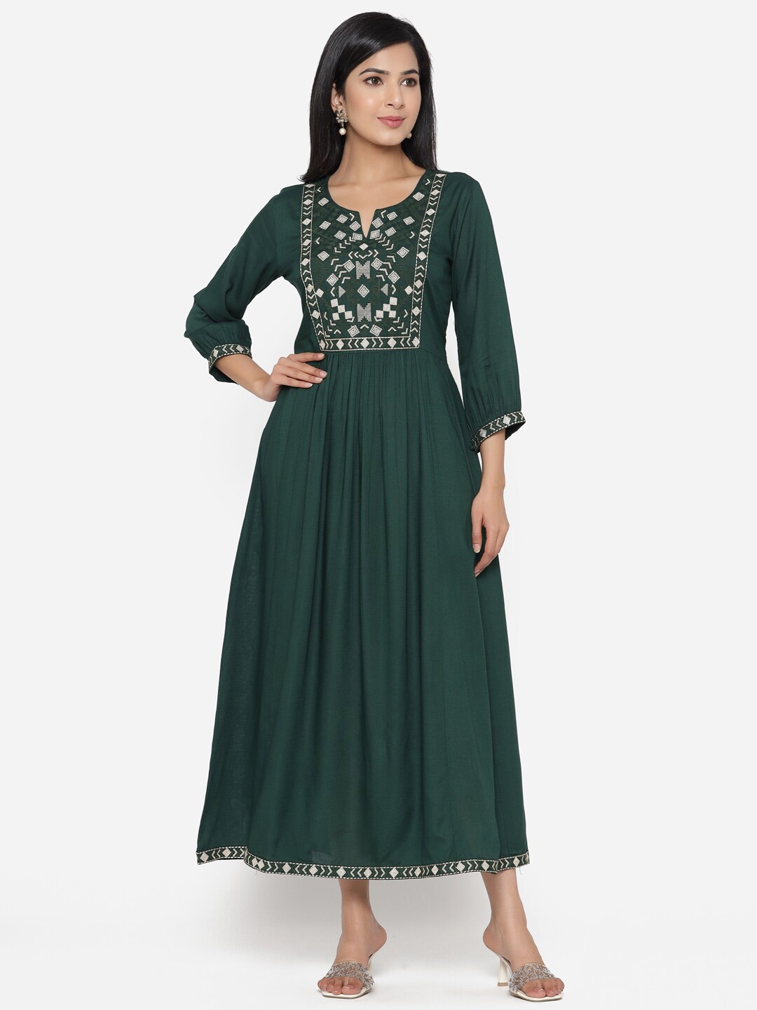 

ETHNIC STREET Green & Beige Embroidered Crepe Ethnic A-Line Maxi Dress