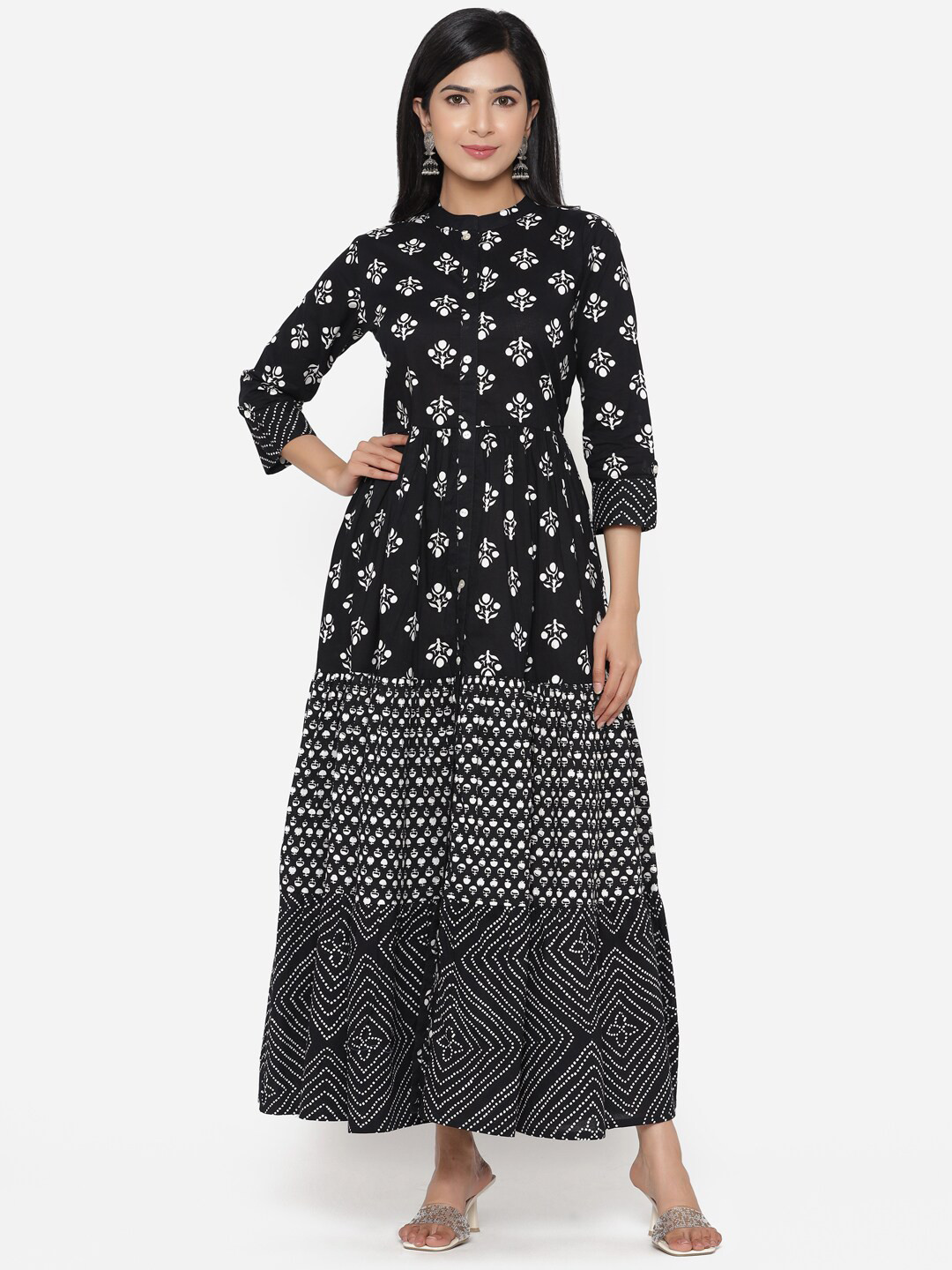 

ETHNIC STREET Black & White Floral Ethnic Maxi Dress