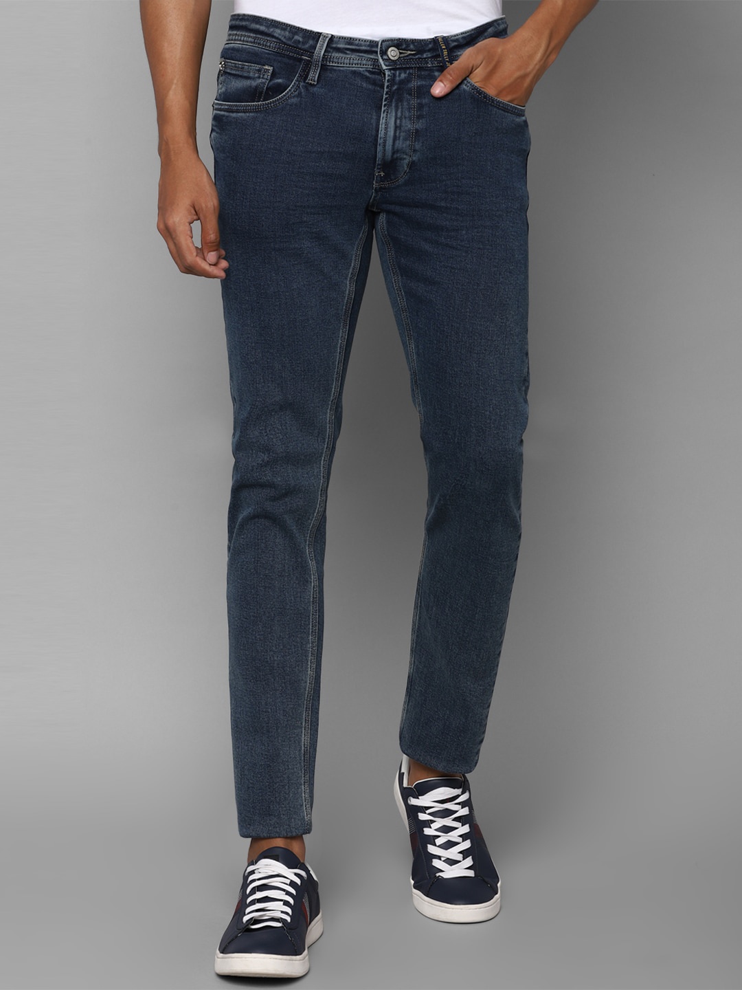 

Allen Solly Men Navy Blue Skinny Fit Jeans