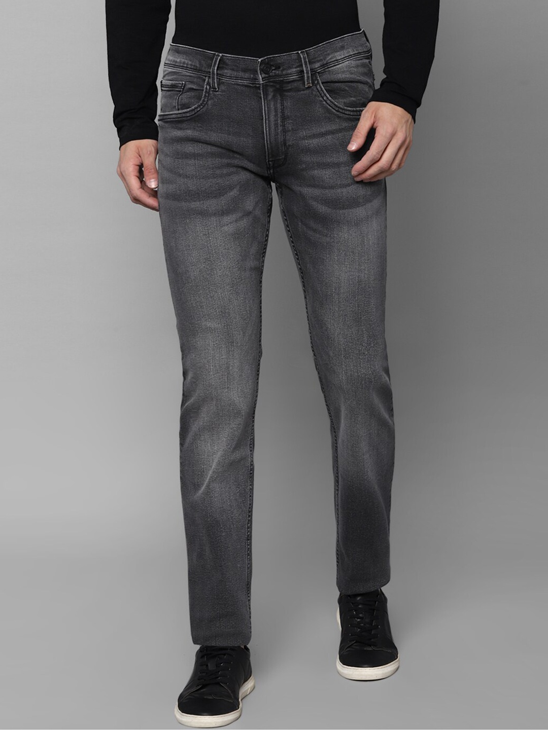 

Allen Solly Men Black Skinny Fit Light Fade Cotton Jeans