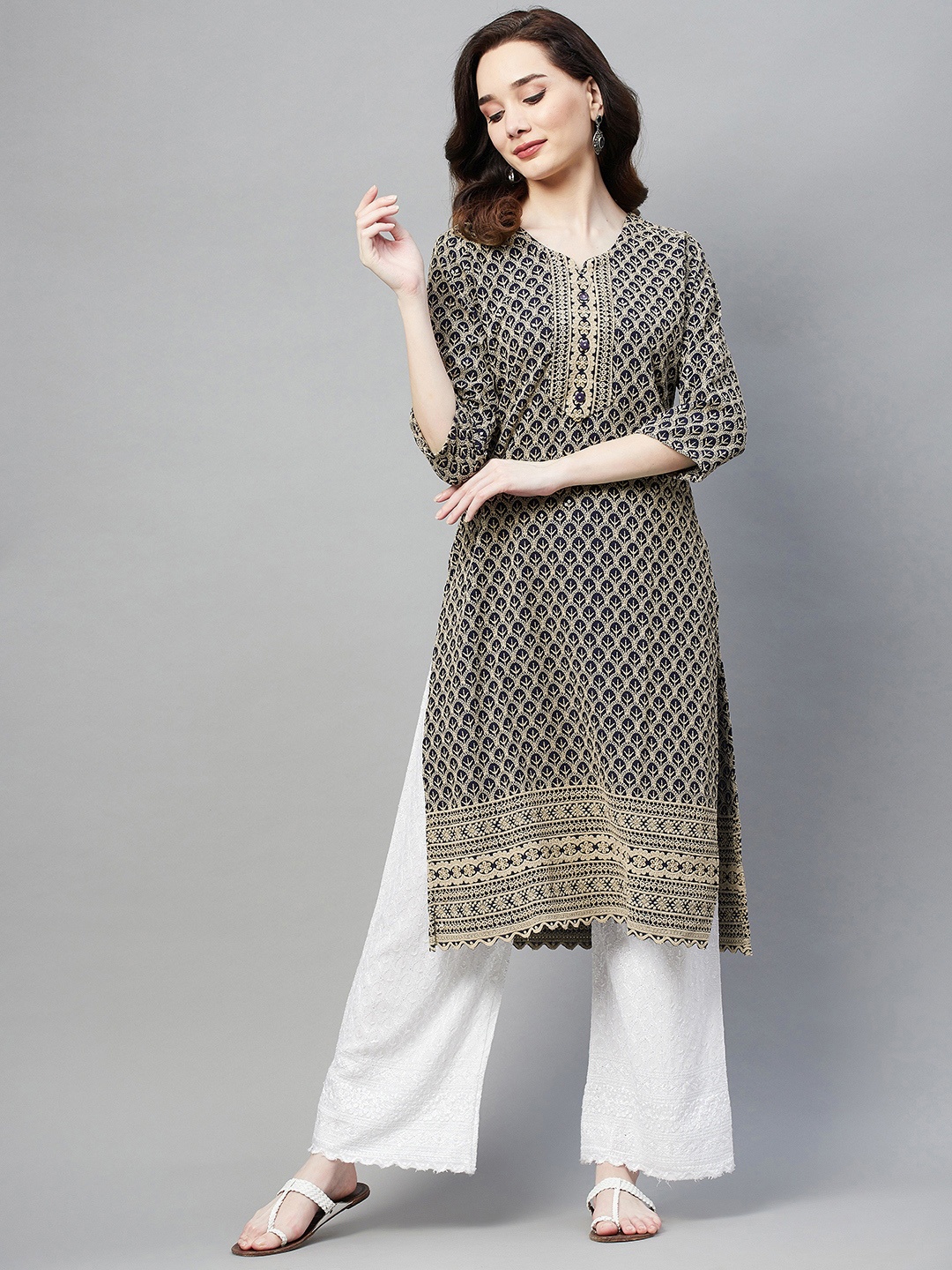 

Aarika Women Navy Blue & Cream-Coloured Floral Embroidered Cotton Kurta