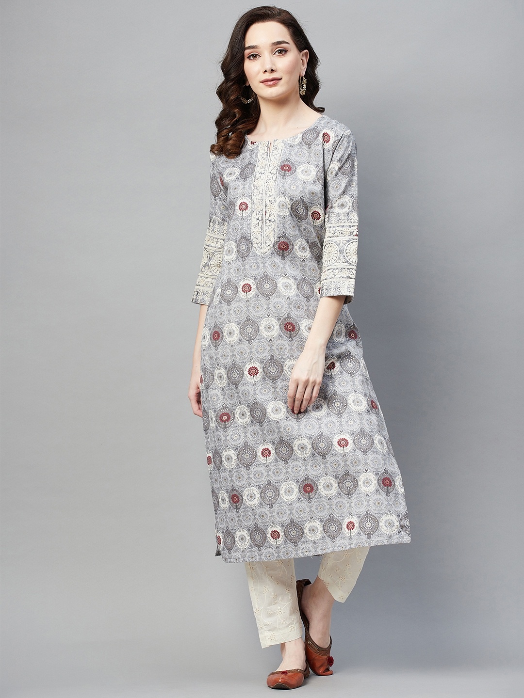 

Aarika Women Grey & Off White Ethnic Motifs Printed Kurta