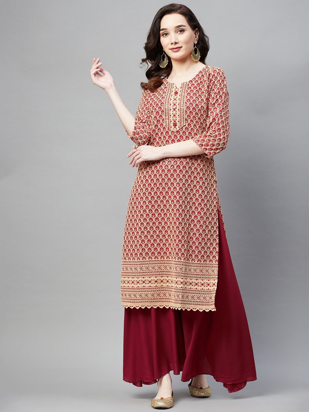 

Aarika Women Red & Cream-Coloured Floral Embroidered Cotton Kurta