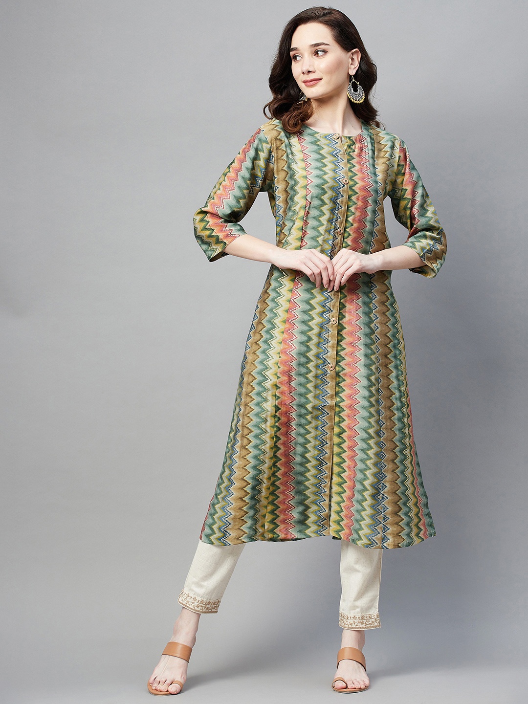 

Aarika Women Green & Orange Pure Cotton Chevron Print Kurta
