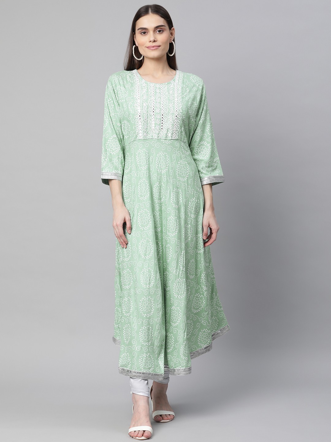 

Aarika Women Green Bandhani Printed Kurta