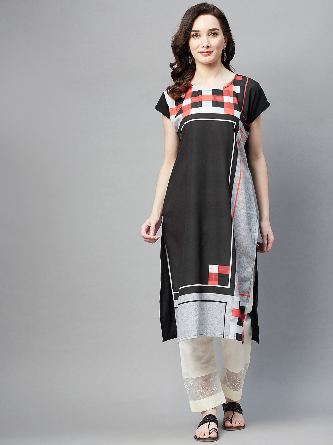 

Aarika Women Black & Grey Geometric Printed Straight Cotton Kurta