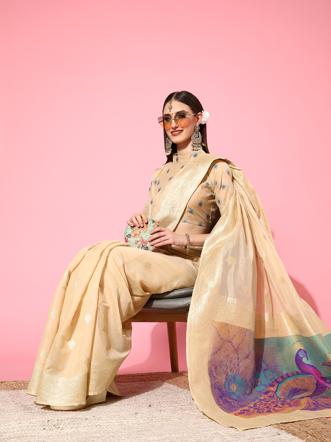 

Saree mall Cream-Coloured & Blue Ethnic Motifs Silk Blend Sarees