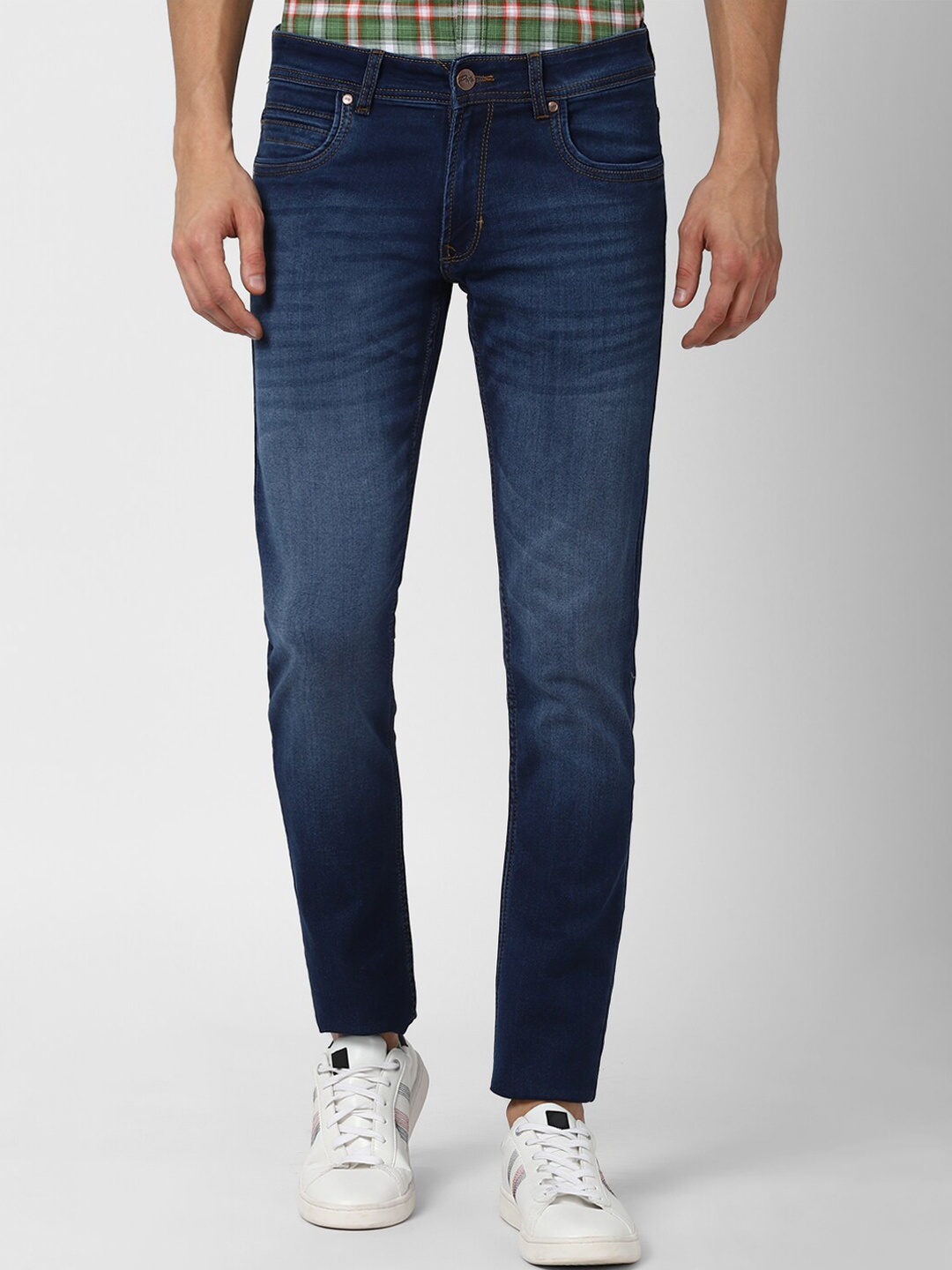 

Peter England Casuals Men Navy Blue Skinny Fit Heavy Fade Crop Jeans