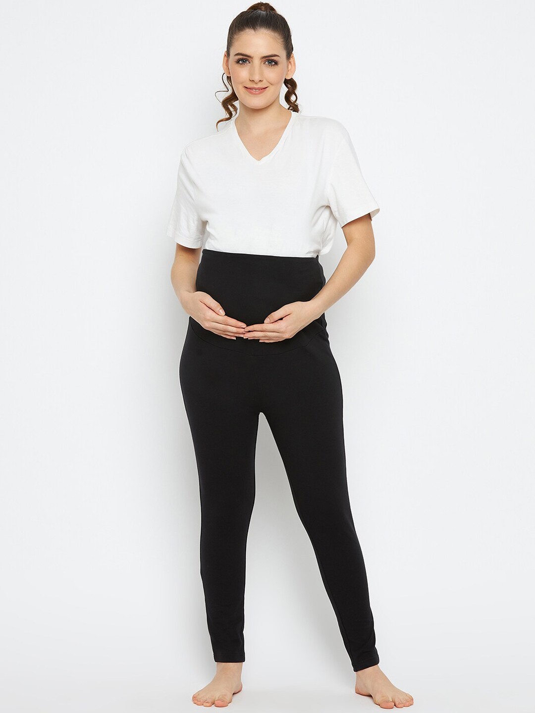 Hypernation Women Black Solid Maternity Lounge Pants