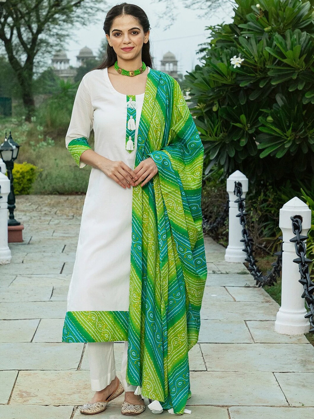 

Ambraee Women White & Green Bandhej Printed Kurta With Trousers & Dupatta