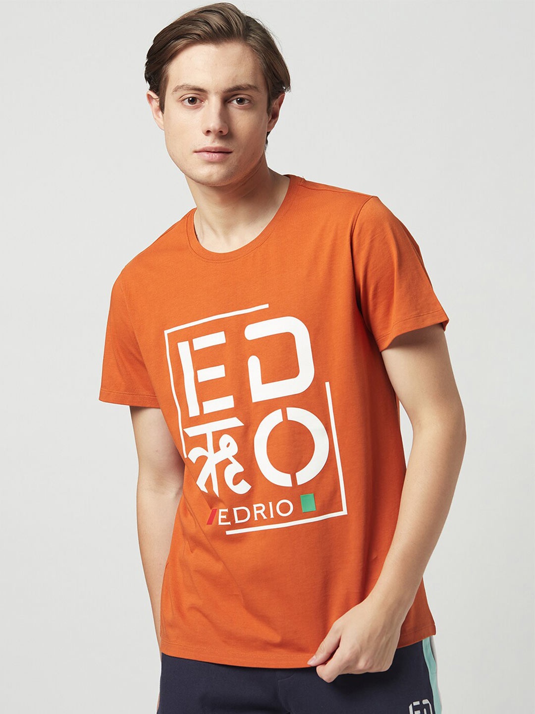 

EDRIO Men Rust Typography Printed Pure Cotton T-shirt