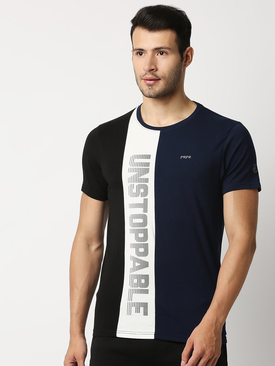 

Pepe Jeans Men Blue & Black Colourblocked Slim Fit T-shirt