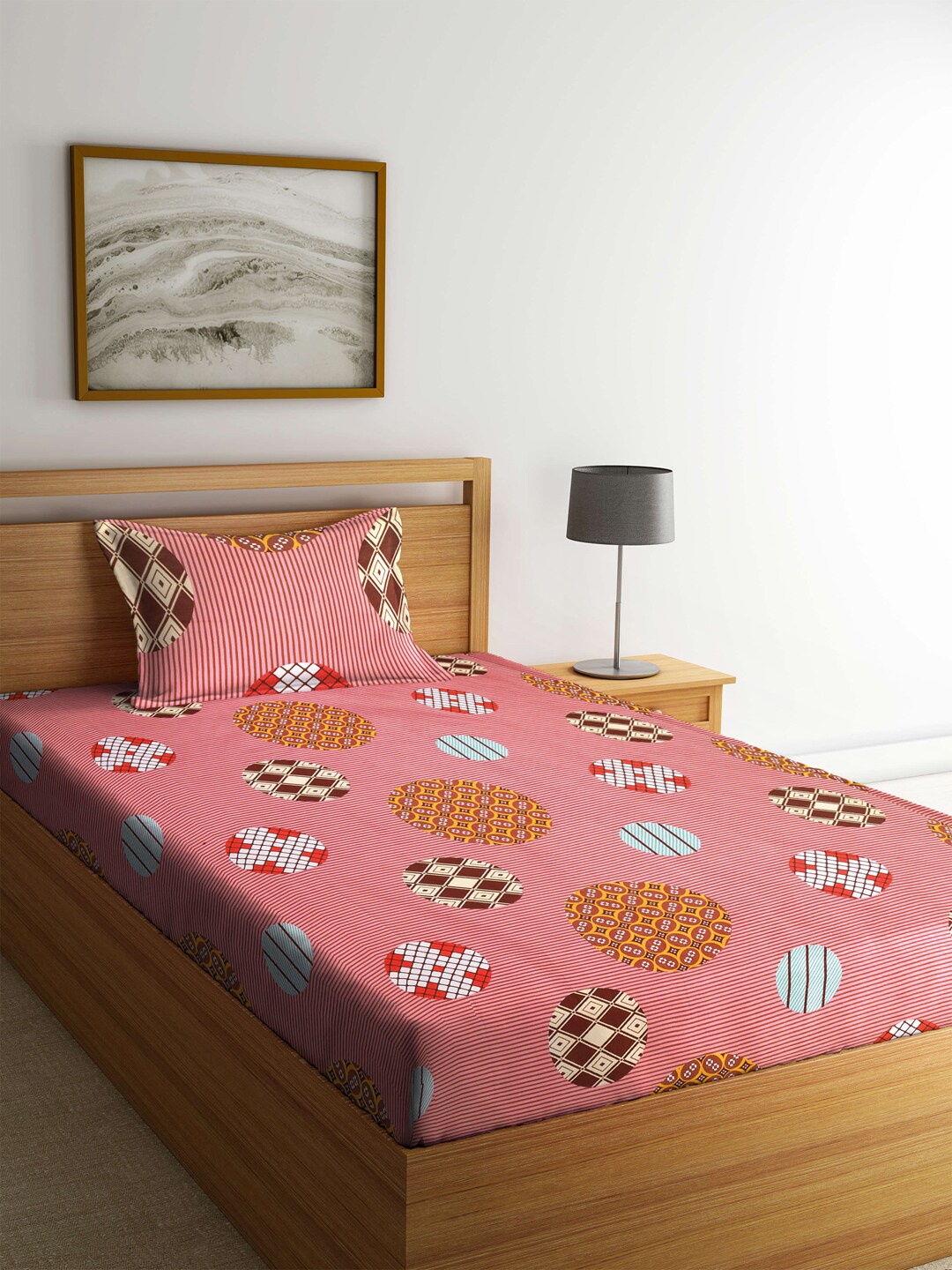 

KLOTTHE Multicoloured 300 TC Single Geometric Cotton Bedsheet with 1 Pillow Covers, Multi