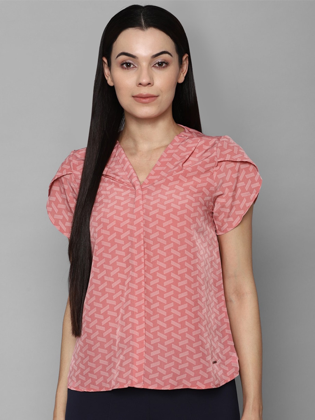 

Allen Solly Woman Pink Geometric Print Top
