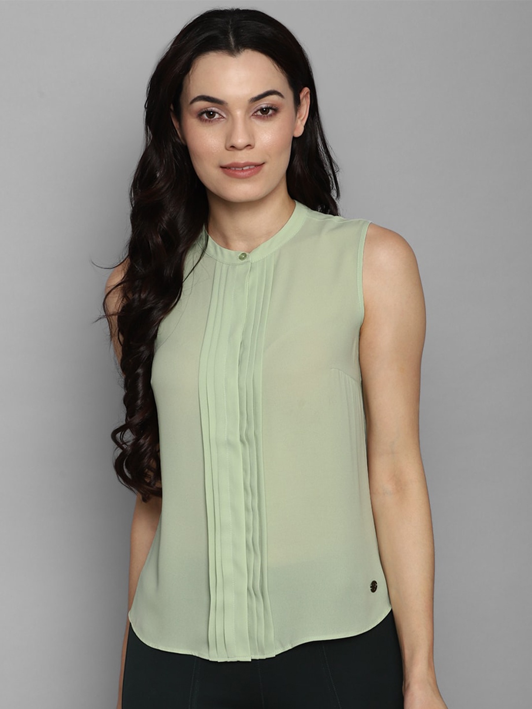 

Allen Solly Woman Green Mandarin Collar Top