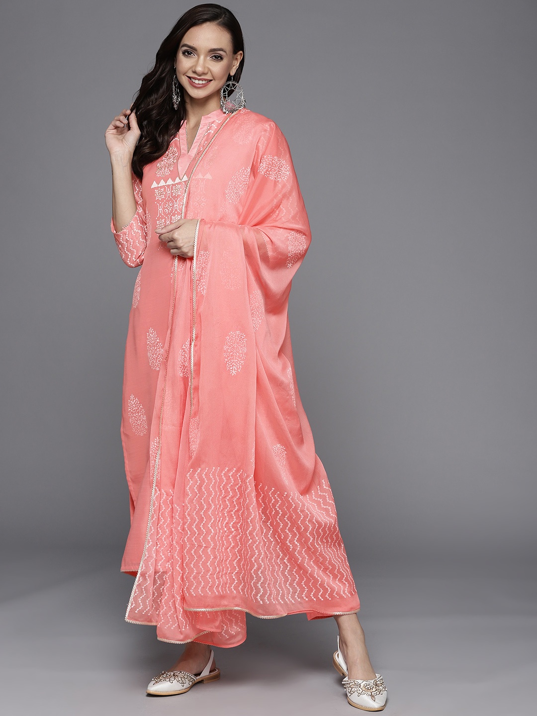 

Libas Women Pink Floral Printed Chanderi Silk Kurta with Trousers & With Dupatta