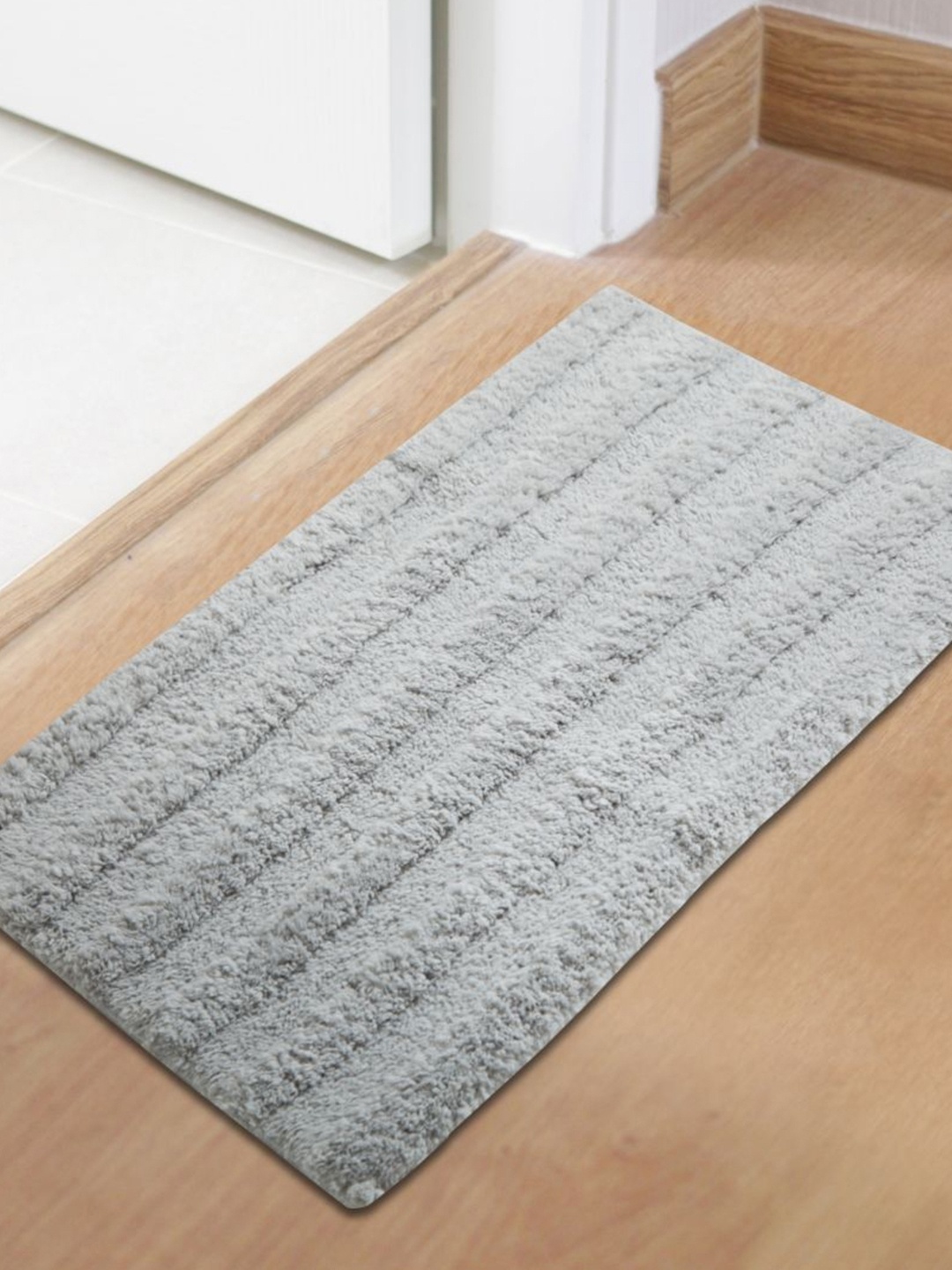 

SPACES Grey Solid 1798 GSM Bath Rug