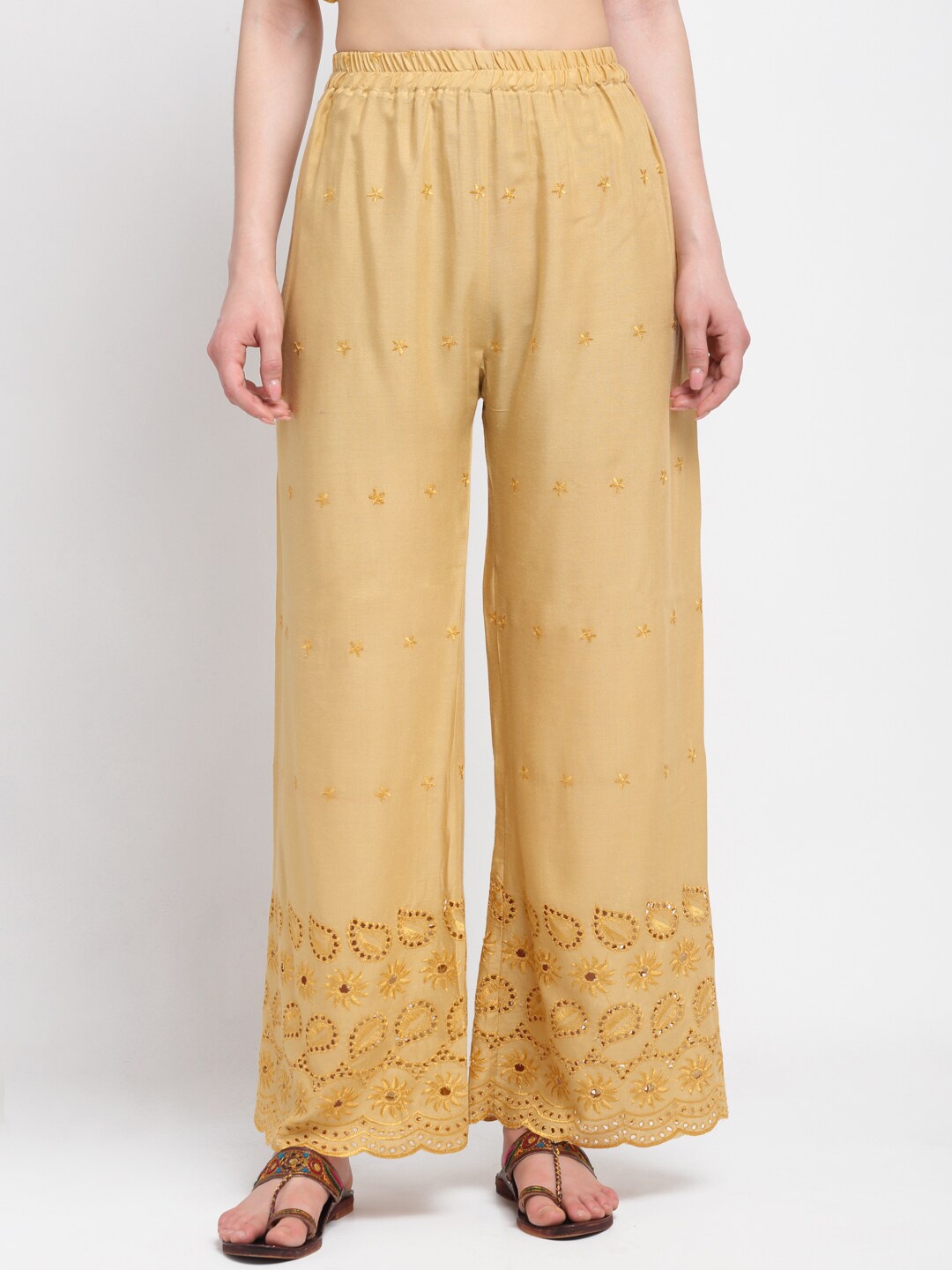 

KLOTTHE Women Beige Embroidered Wide Leg Palazzos