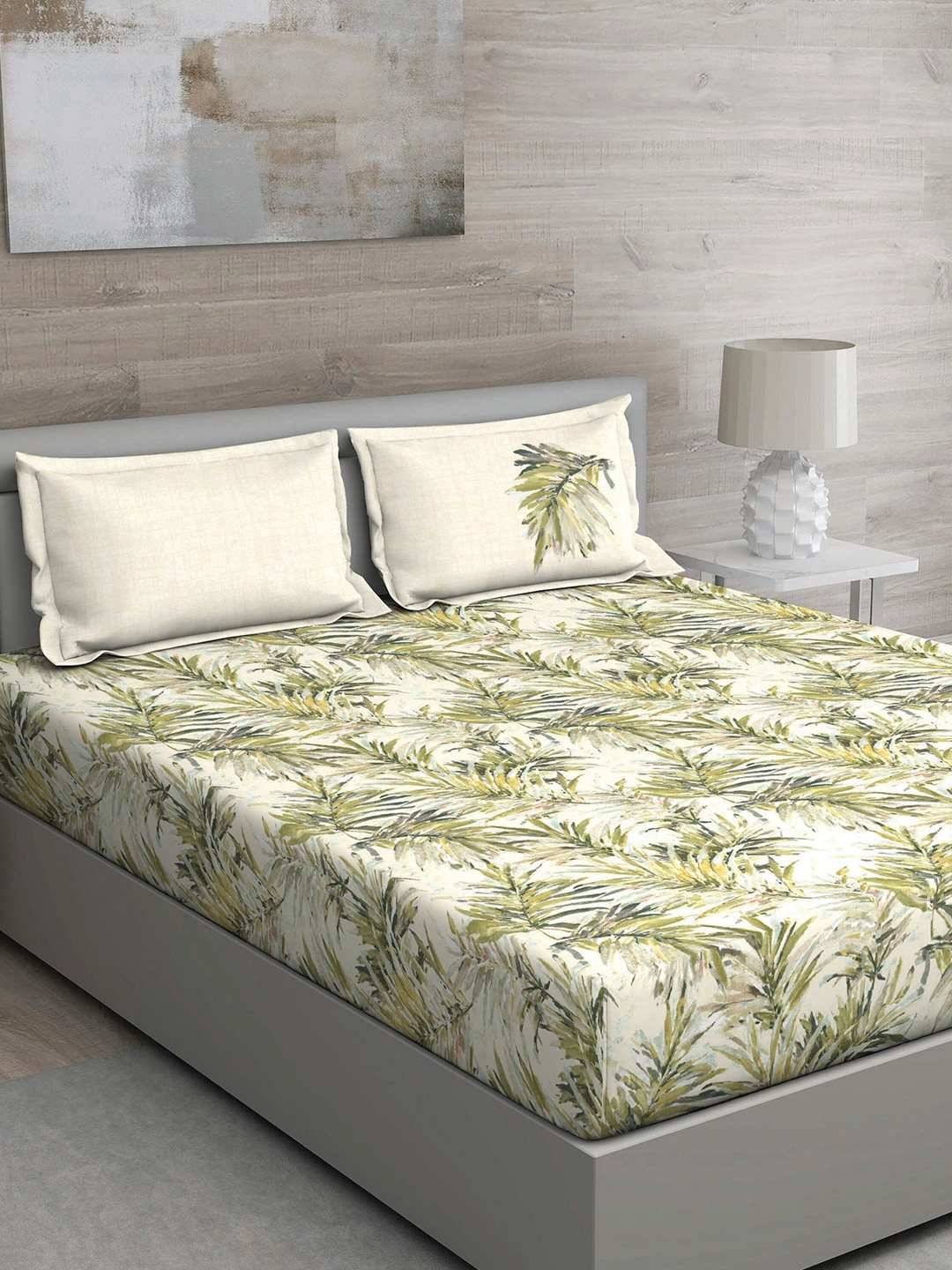 

GM Green & Grey 150 TC Queen Floral Cotton Bedsheet with 2 Pillow Covers