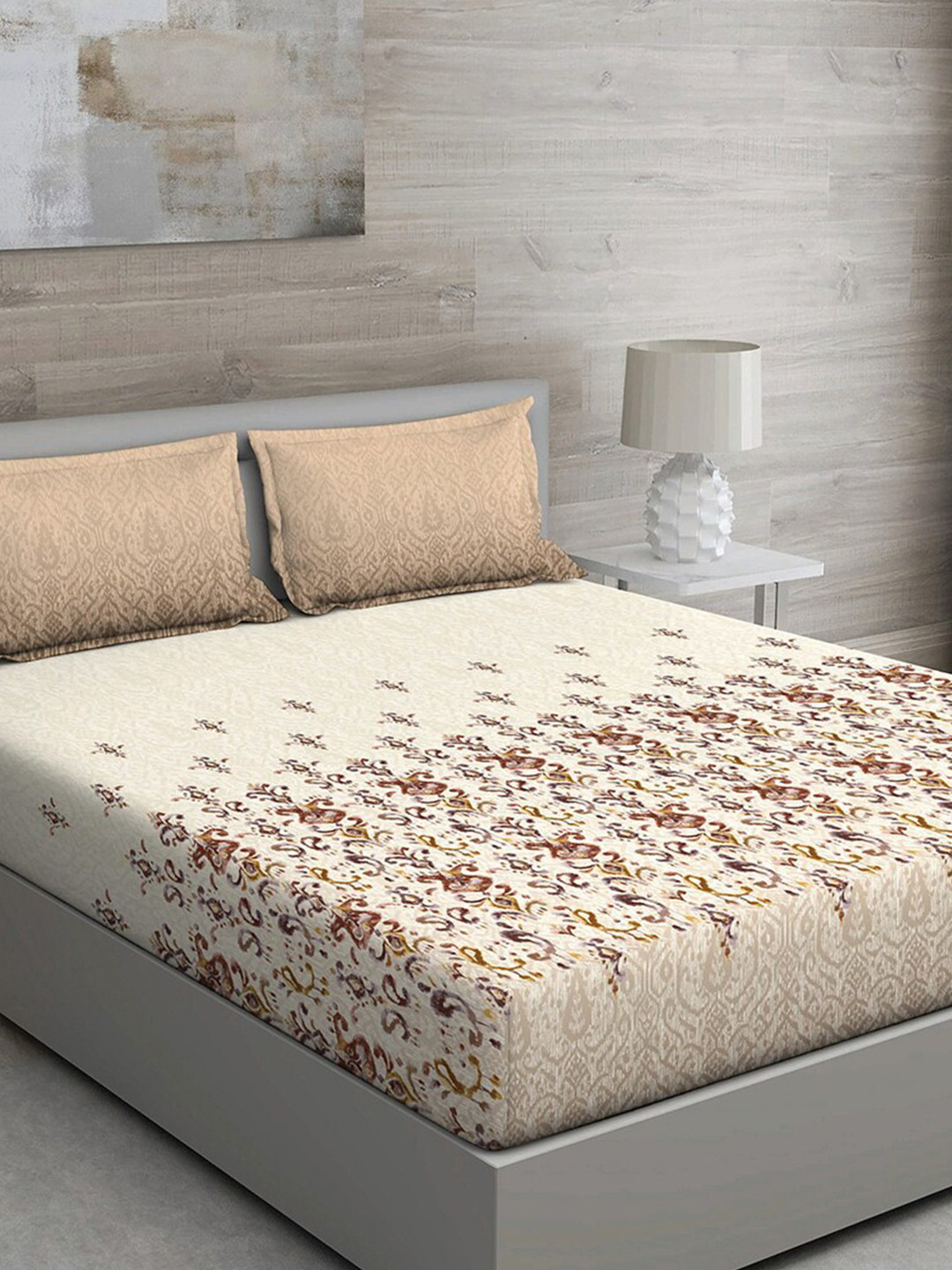 

GM Beige & Brown MATTHIOLA Floral 150 TC Queen Bedsheet with 2 Pillow Covers