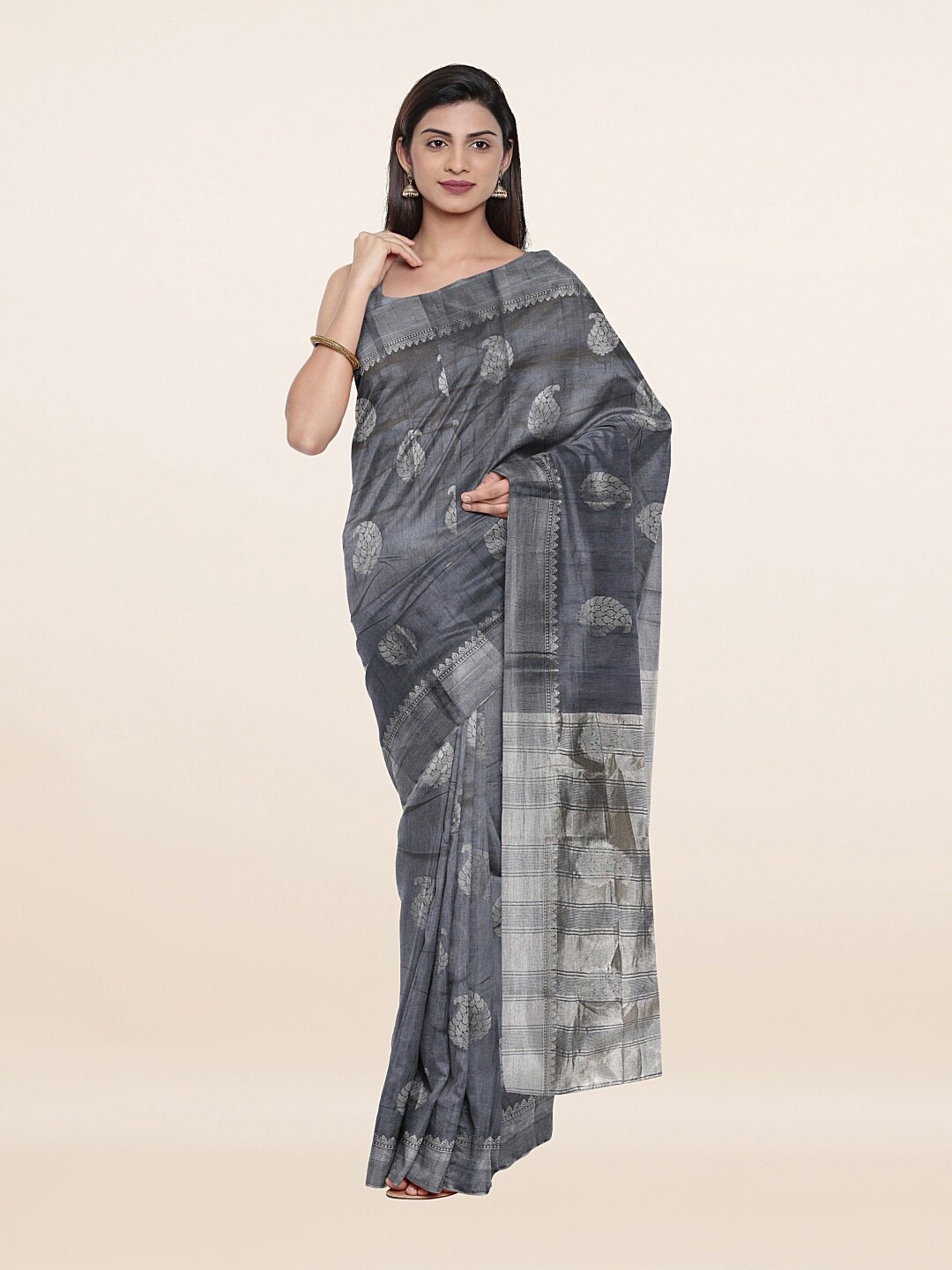 

Pothys Grey & Silver-Toned Paisley Zari Jute Silk Saree