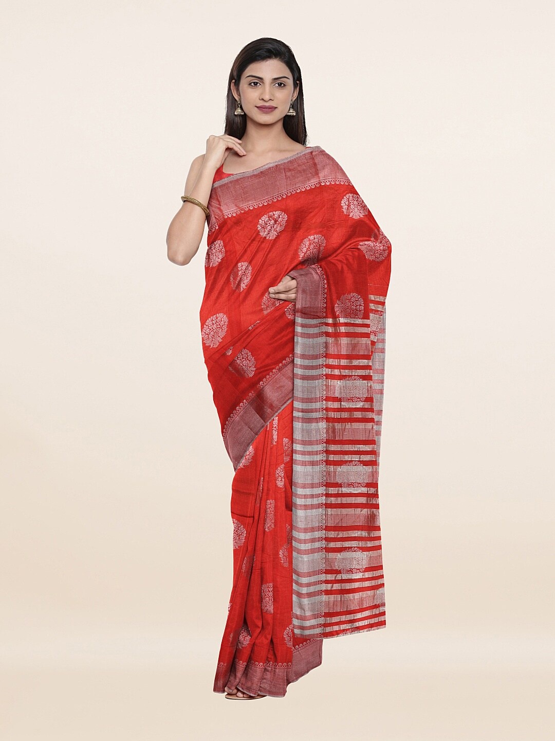 

Pothys Red & Silver-Toned Ethnic Motifs Zari Jute Silk Saree
