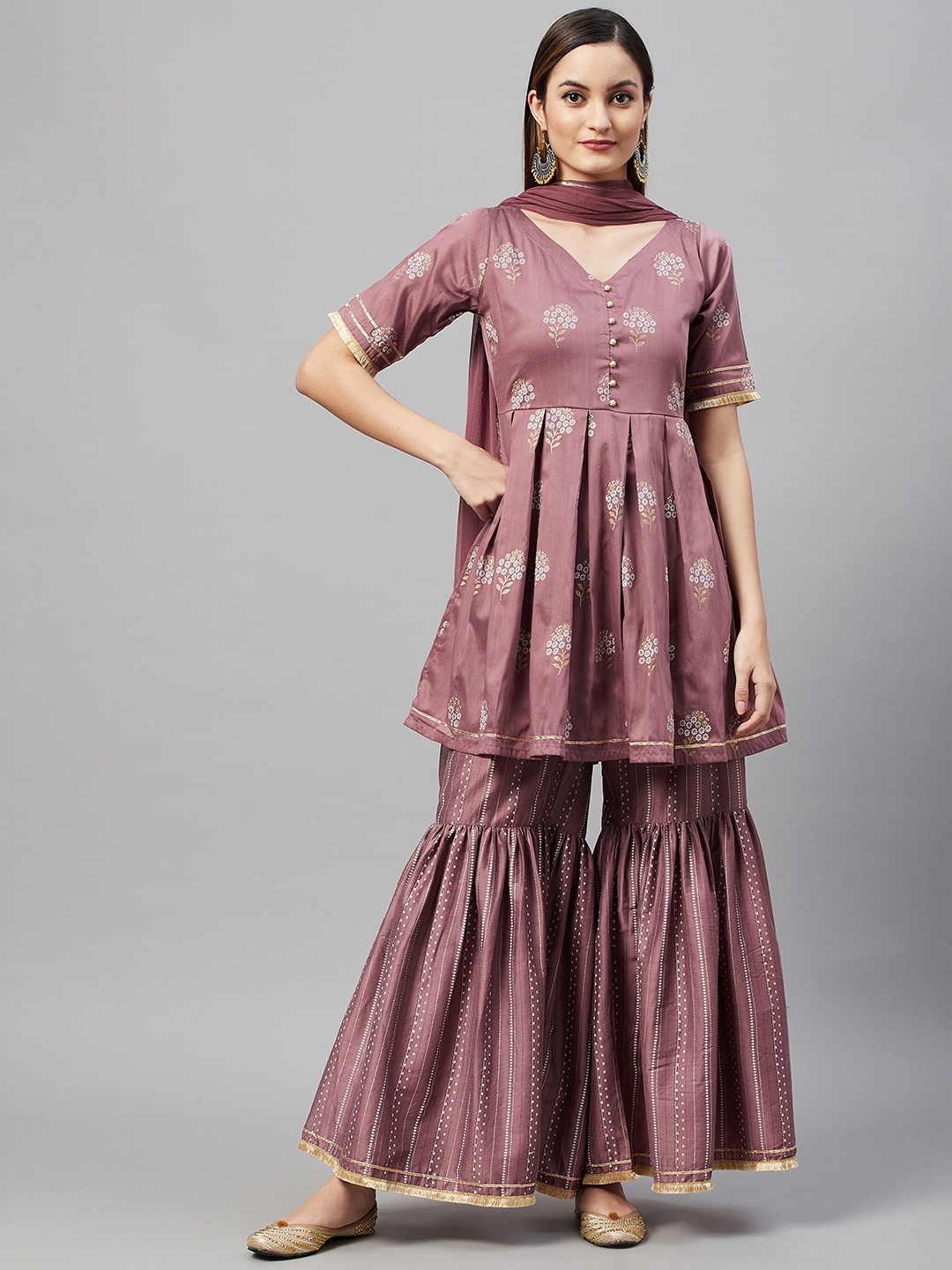 

V TRADITION Women Mauve & Gold-Tone Floral Print Kurta with Sharara & Dupatta