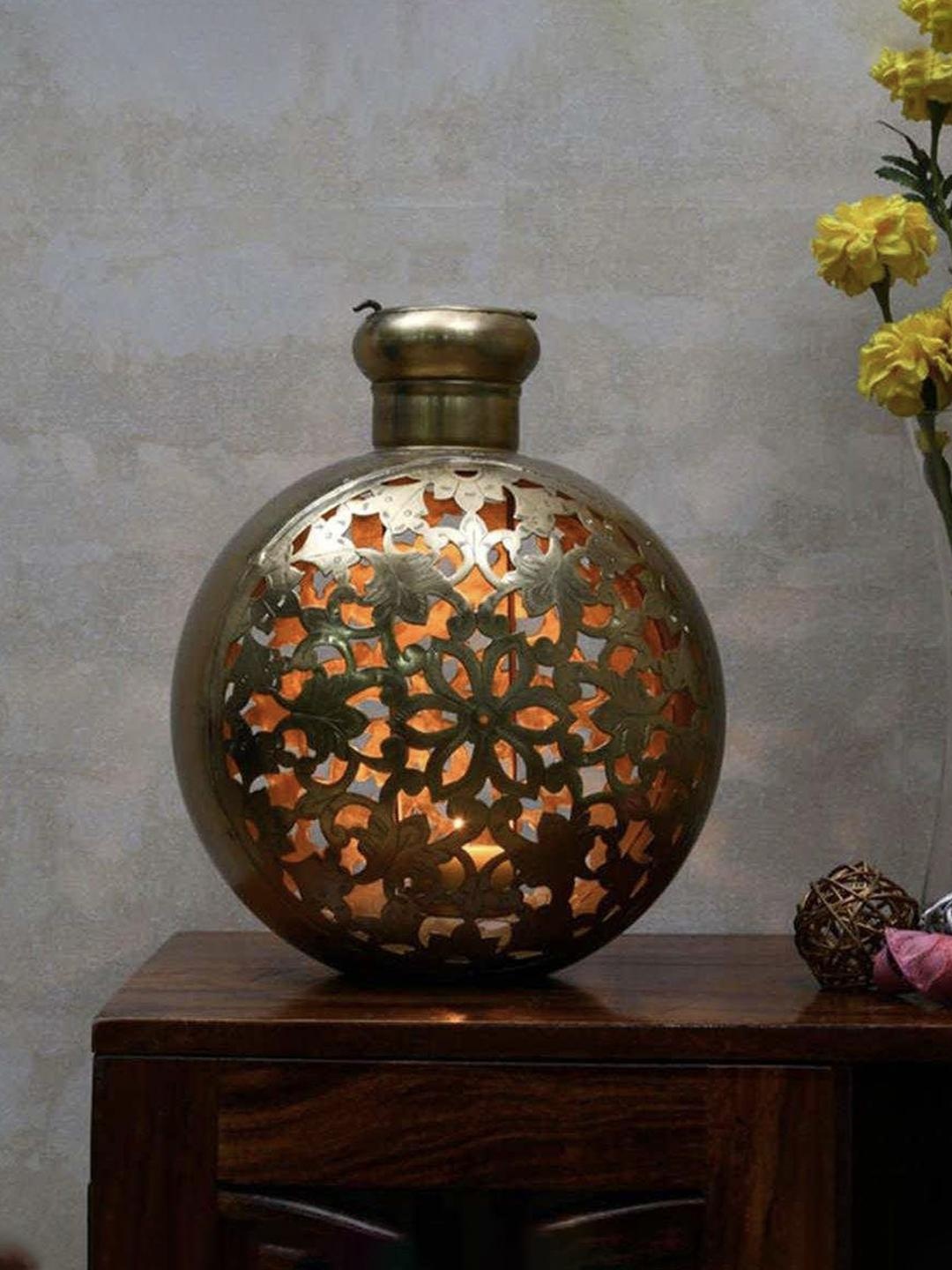 

Athome by Nilkamal Gold Toned Round T-Lite Jali Flower Vases