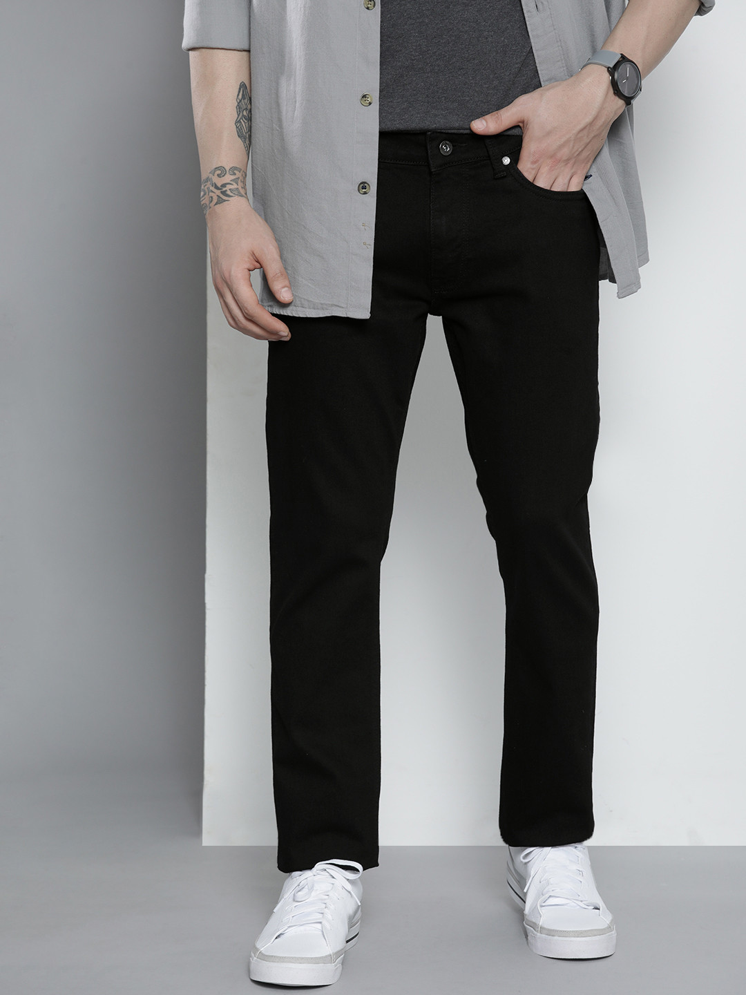 

Nautica Men Black Slim Fit Mid-Rise Clean Look Stretchable Jeans