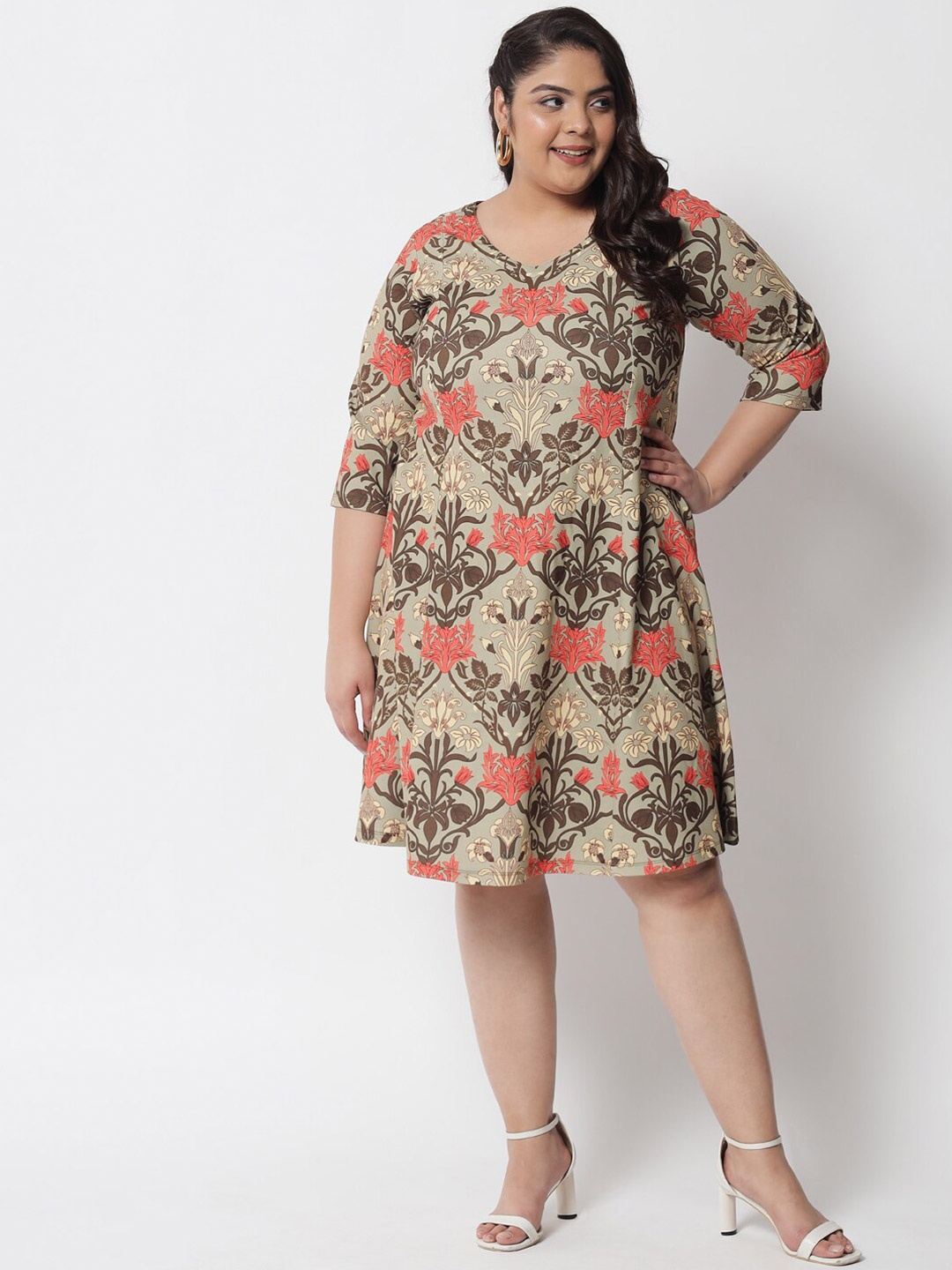 

Amydus Plus Size Green Floral A-Line Dress