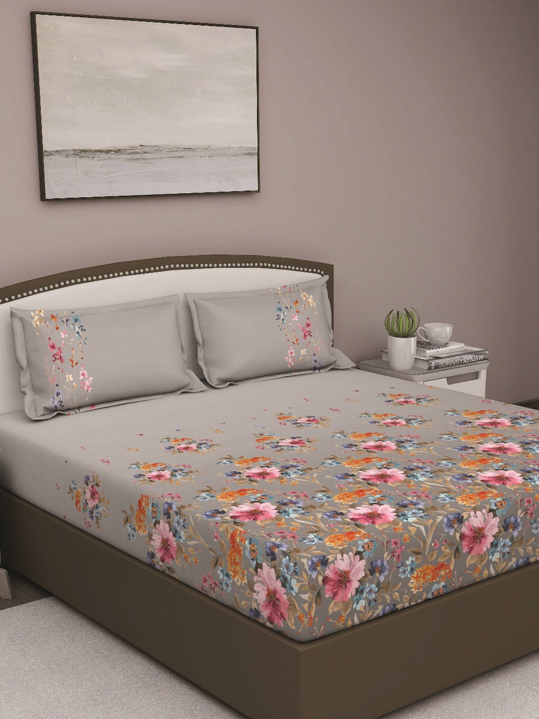

GM Grey & Pink Floral 210 TC Queen Bedsheet with 2 Pillow Covers