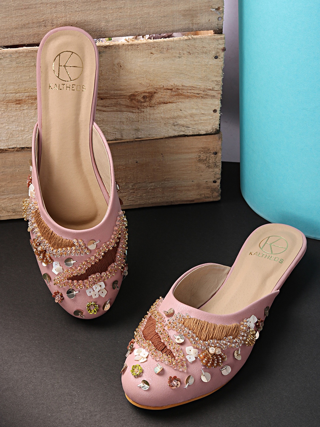 

KALTHEOS Women Pink Embellished Party Flats