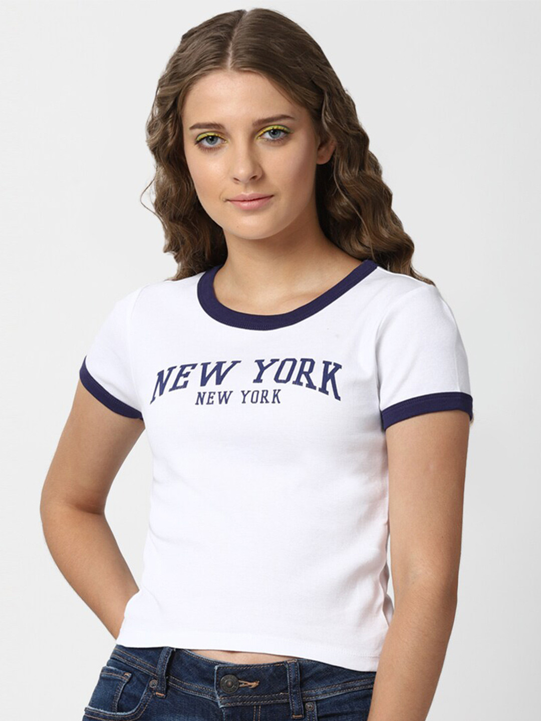 

FOREVER 21 White Typography Print Pure Cotton Crop Top