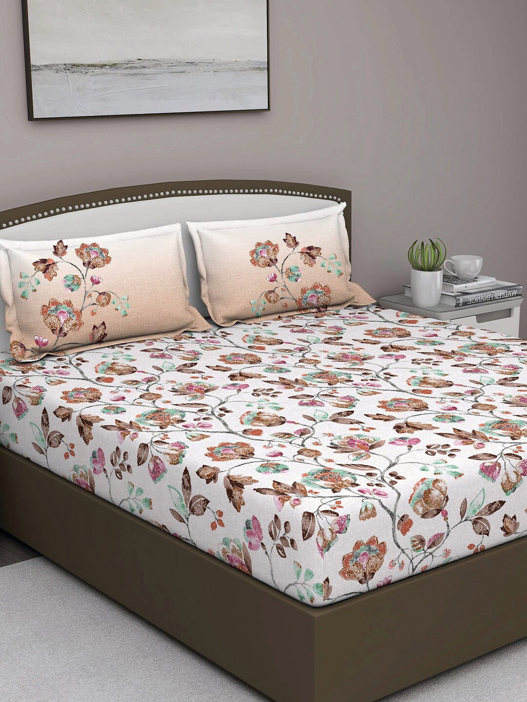 

GM Beige & Green Floral 180 TC Queen Bedsheet with 2 Pillow Covers