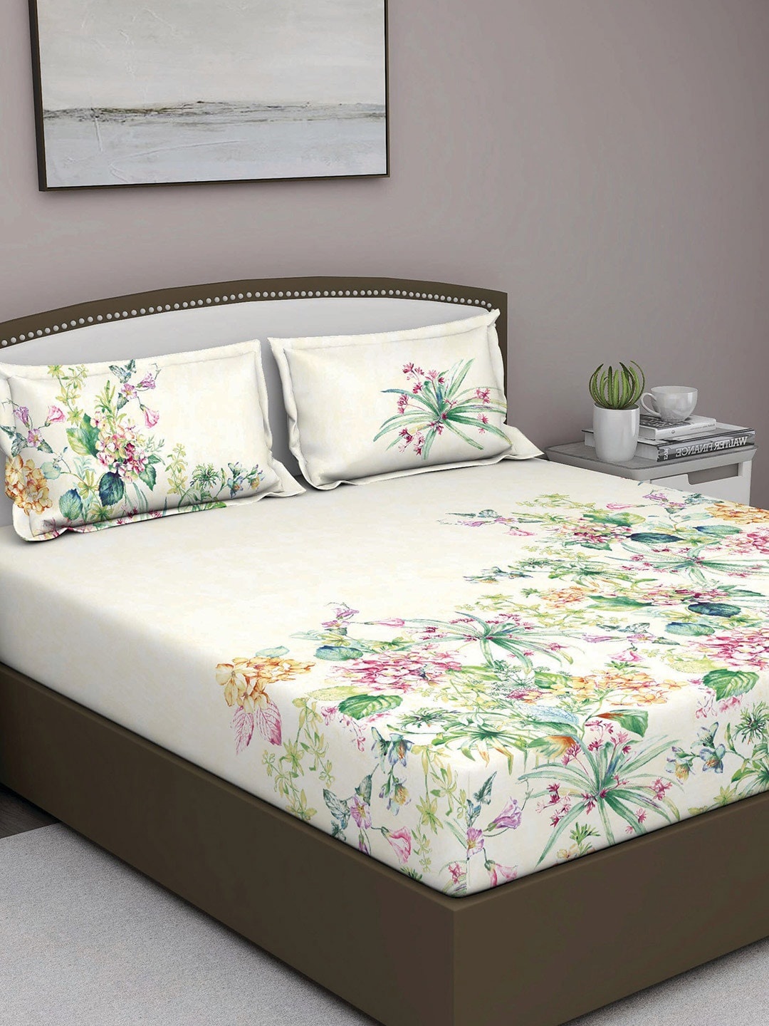 

GM Cream-Coloured & Green Floral 180 TC Queen Bedsheet with 2 Pillow Covers