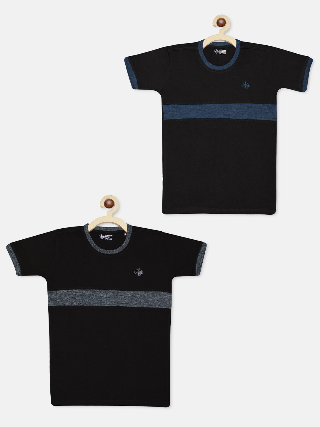 

CHIMPRALA Girls Pack of 2 Black & Navy Blue Colourblocked Moving Air Cotton T-shirts