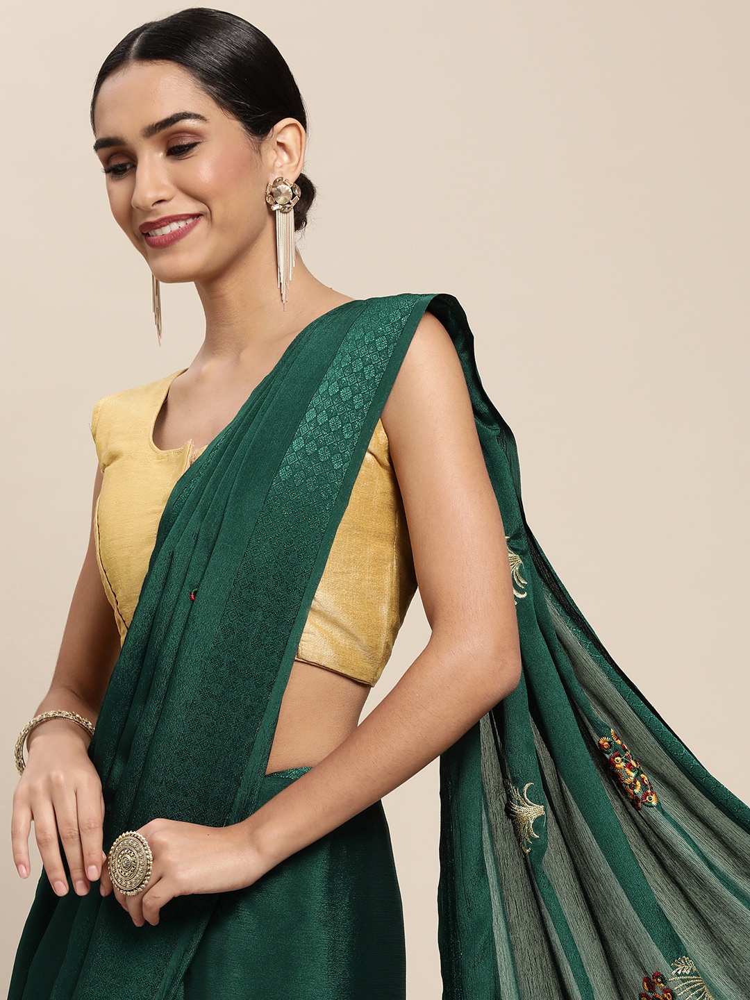 

Shaily Green Pure Chiffon Floral Embroidered Saree