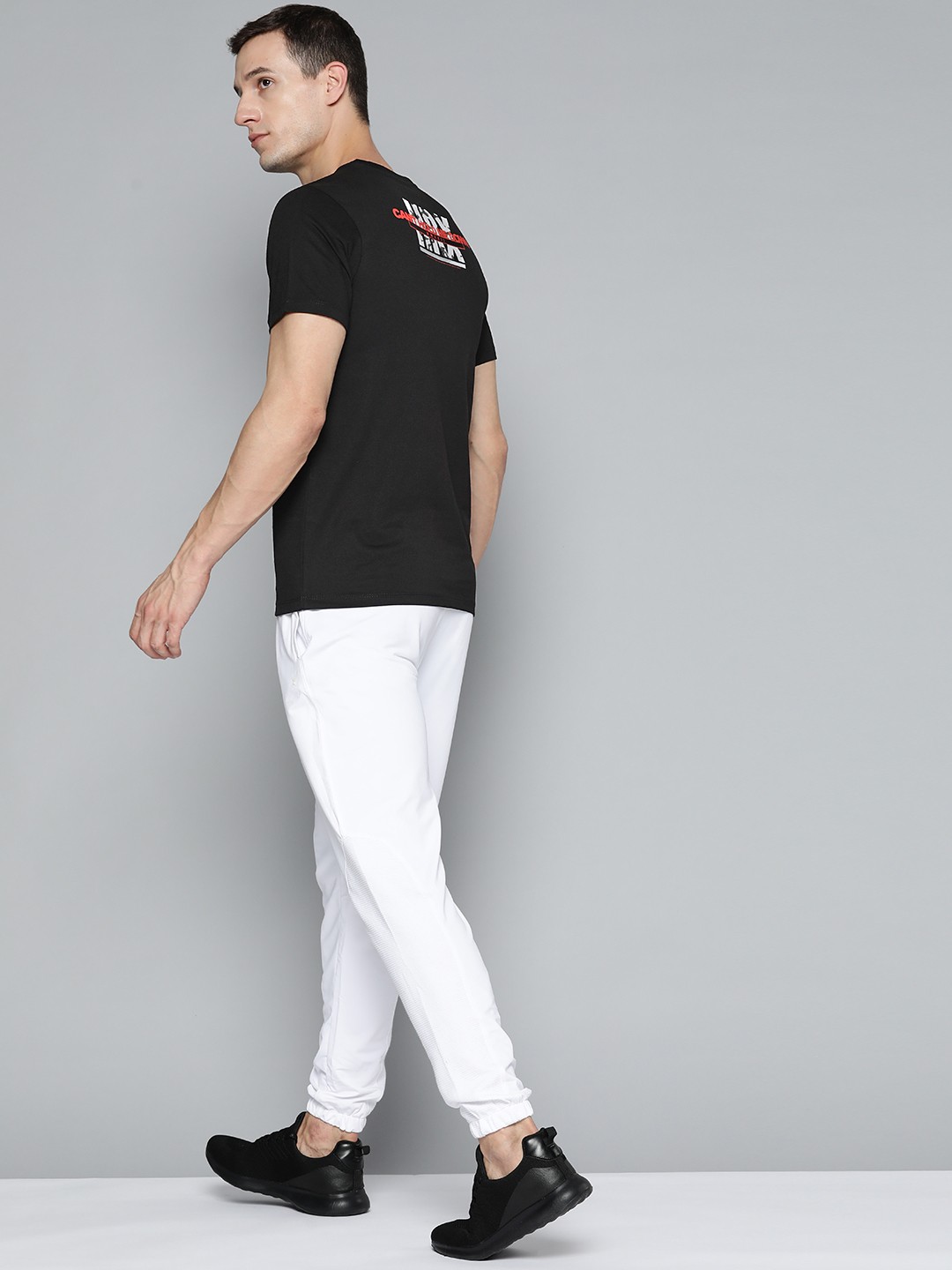 

HRX By Hrithik Roshan Lifestyle Men Jet Black Bio-Wash Brand carrier Tshirts
