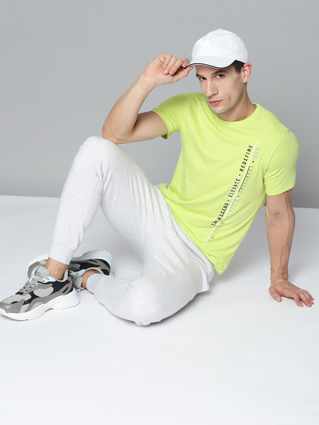 

HRX By Hrithik Roshan Lifestyle Men Sulphur Spring Bio-Wash Brand carrier Tshirts, Lime green