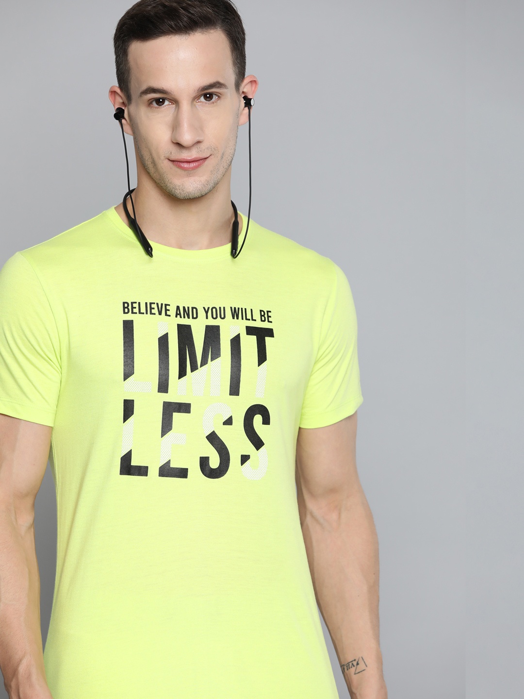 

HRX By Hrithik Roshan Lifestyle Men Sulphur Spring Bio-Wash Tshirts, Lime green
