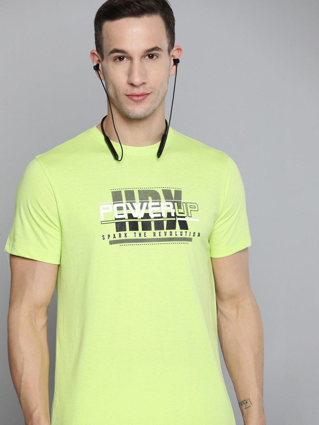 

HRX By Hrithik Roshan Lifestyle Men Sulphur Spring Bio-Wash Tshirts, Lime green