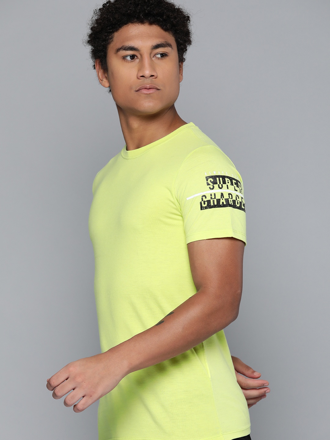 

HRX By Hrithik Roshan Lifestyle Men Sulphur Spring Bio-Wash Brand carrier Tshirts, Lime green