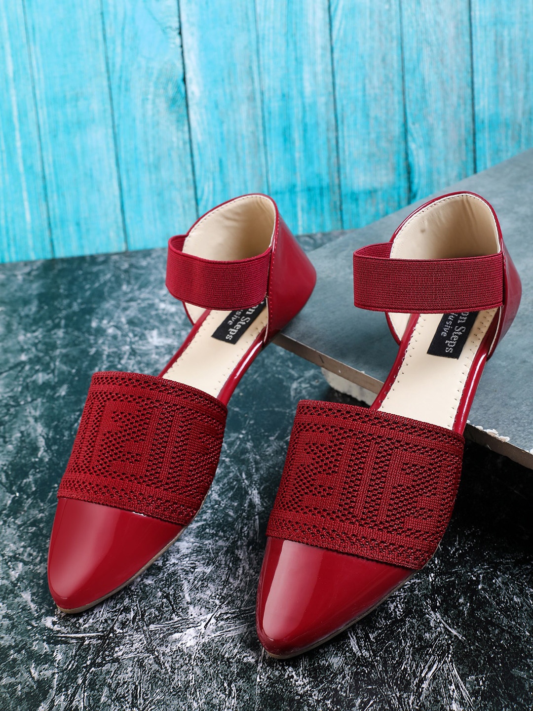 

LONDON STEPS Women Maroon Ballerinas Flats